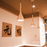 一家连骨头都舍不得扔掉的卤味店