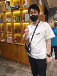 -时尚殿堂明星门店