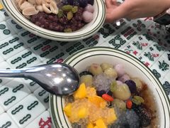 -堂屋糖水店(愚园店)