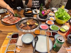 -明洞阿姨·韩式酱蟹烤肉·创意料理(三元桥店)