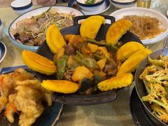 -鹤乡东北菜(崮山路店)