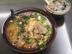-陈记贵州遵义羊肉粉·酸汤鱼(法华镇路店)