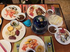 -岷山饭店-芝芝自助餐厅