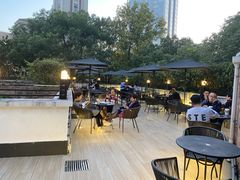 -星巴克(人民公园店)