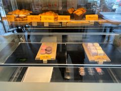 面包甜点陈列柜-麦当劳(健德桥得来速店)