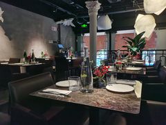 -LESCEDARS Brasserie Bistro香柏树