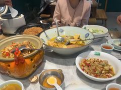 -绿草地·湘菜(酃湖师院店)