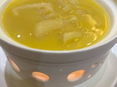 养颜花胶汤-阿锋鲍鱼酒家美食汇(华安店)