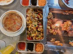 -马路牙子烧烤音乐酒馆(望京店)