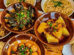 -李与白包子铺(桐梓林店)