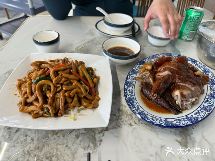 大岭山烧鹅基图片