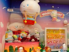 -泡泡玛特POPMART(蓝色港湾店)