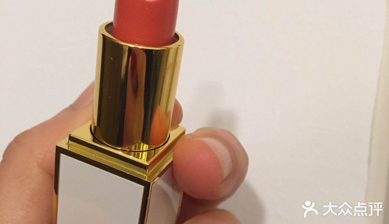 汤姆福特白管5号sweetspot这个颜色呢