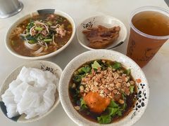 -余庆小吃(小吃一条街店)