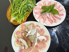 -藏味八珍特色火锅
