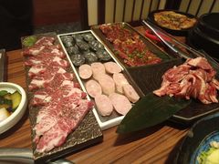 -烧肉一番·新韩式炭火烤肉(大岭山店)