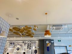 大堂-馋笼小食堂-青岛大虾包(繁花里店)