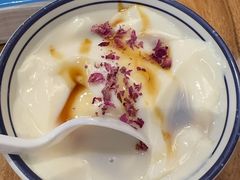 -云阿蛮云南生烫牛肉米线(奉贤路店)