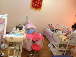 -成都苗方清颜专业祛痘