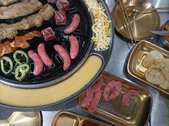 -胡悦里韩式烤肉(芝罘万达广场店)