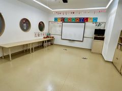 -瑞思少儿中心·少儿英语素养启蒙(勒泰直营校区)