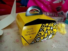 -红跑车蛋糕世界(清江路店)