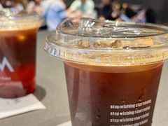 -M Stand(深圳龙岗万科广场店)