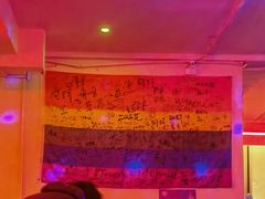 -Mx.cocktail bar