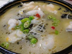 一品酸汤鱼-中央财经大学-食堂