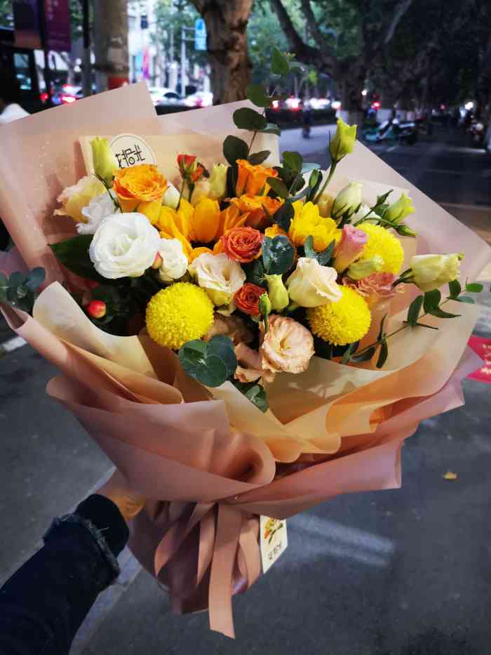 floral time花拾光(鼓楼店)-"完成每日福利,顺路打卡一个花店.需要送.