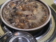 -东巴谷野生菌火锅餐厅