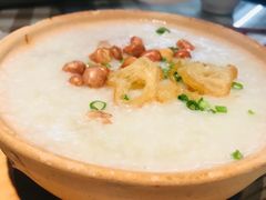 -新大咀港式茶餐厅(宝山万达店)