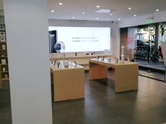 -华为授权体验店(万航渡路)