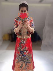 点击看大图 -GRACE KELLY婚纱与礼服(北京店)