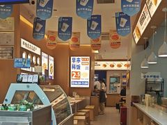 -李与白包子铺(桐梓林店)