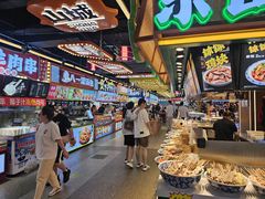 -八一好吃街·高品美食广场