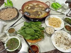 -朝伟清真铜瓢牛肉馆(三十年老·店)