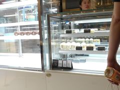 面包甜点陈列柜-佩家私房烘焙(宝龙店)