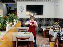-芳芳餐厅(白沙路店)