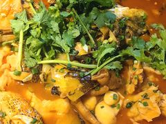 -魏铭鱼头捞饭(晋阳路店)