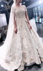 -艾米丽婚纱礼服