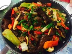 -乡土特色.冷锅鱼.牦牛肉汤锅