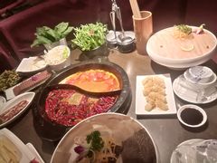 -九牧鱻·渝老鬼重庆火锅(人民路店)