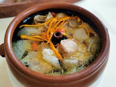竹荪汽锅鸡-云腾食府·云南菜