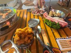 -叽叽扎扎烤肉场(生态城万达店)