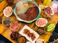 -岗上渣渣老火锅(两路口店)