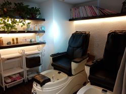 -美奈サロン美甲美睫皮肤管理