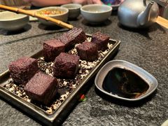 -三出山火锅(南京万象天地店)