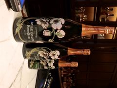 iphone_upload_pic-LONG BAR 廊吧(外滩华尔道夫酒店)