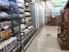 -全家便利店(东直门店)
